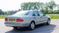 Mercedes-Benz E 230 In absolute concoursstaat verkerende Mercedes-Benz 230E automaat (W210) Silber - thumbnail 5