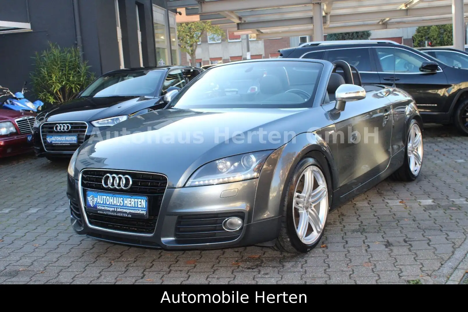 Audi TT 2.0 TFSI Roadster*S-TRONIC*SLINE+*NAVI*VOLL* Grau - 1