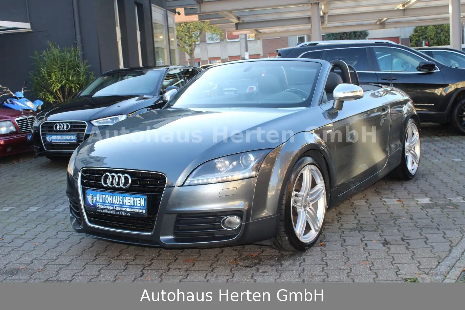 Audi TT 2.0 TFSI Roadster*S-TRONIC*SLINE+*NAVI*VOLL* Grau - 1