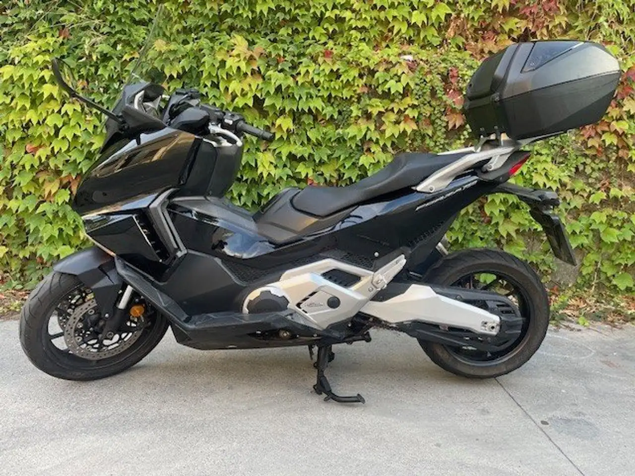 Honda Forza 750
