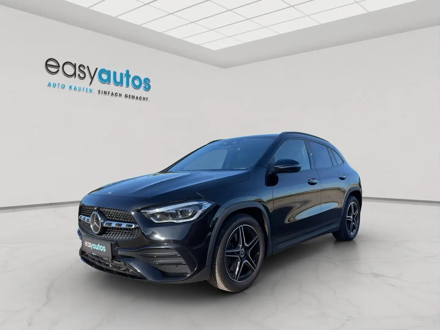 Mercedes-Benz GLA 200 Aut. Schwarz - 1
