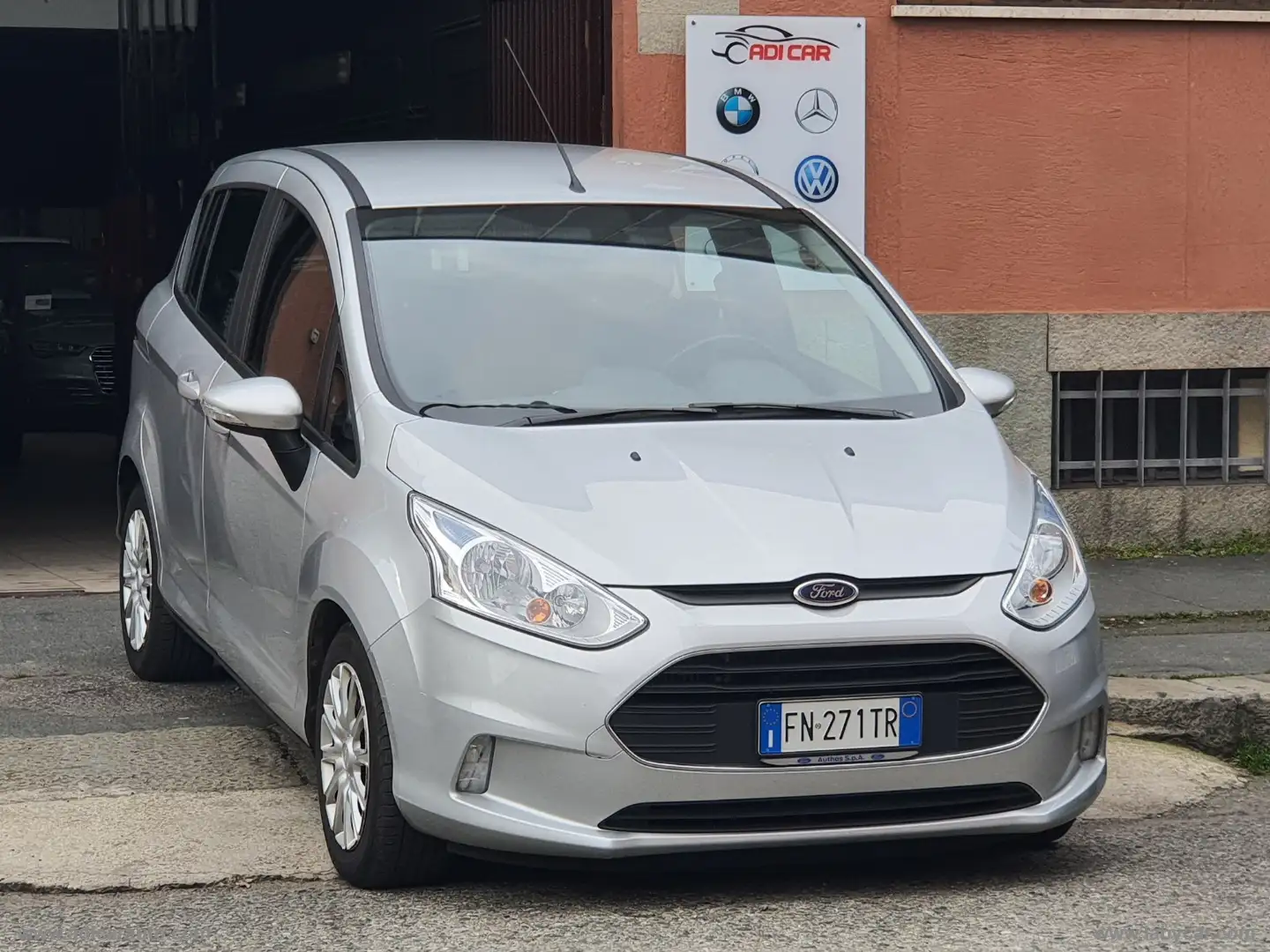 Ford B-Max 1.0 EcoBoost 100 CV Bílá - 1