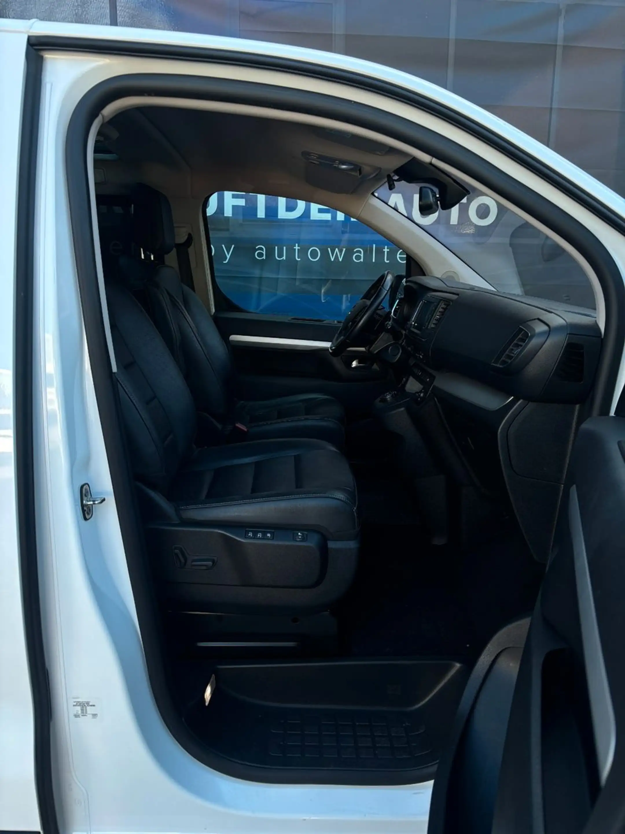 Opel Zafira Life Innovation M 8 Sitzer — photo 12