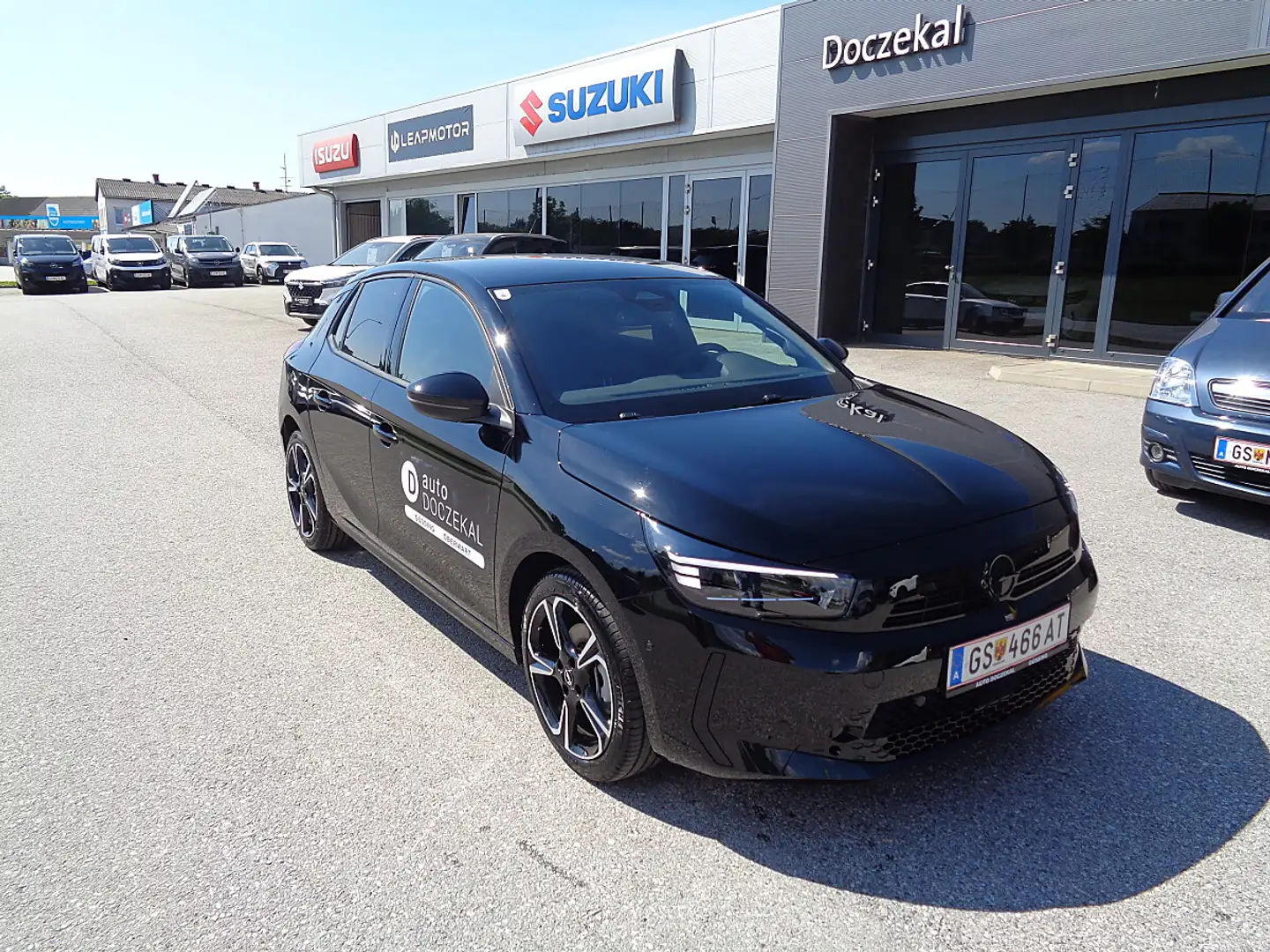 Opel Corsa 1,2 Direct Injection Turbo Euro 6.4  GS Schwarz - 2