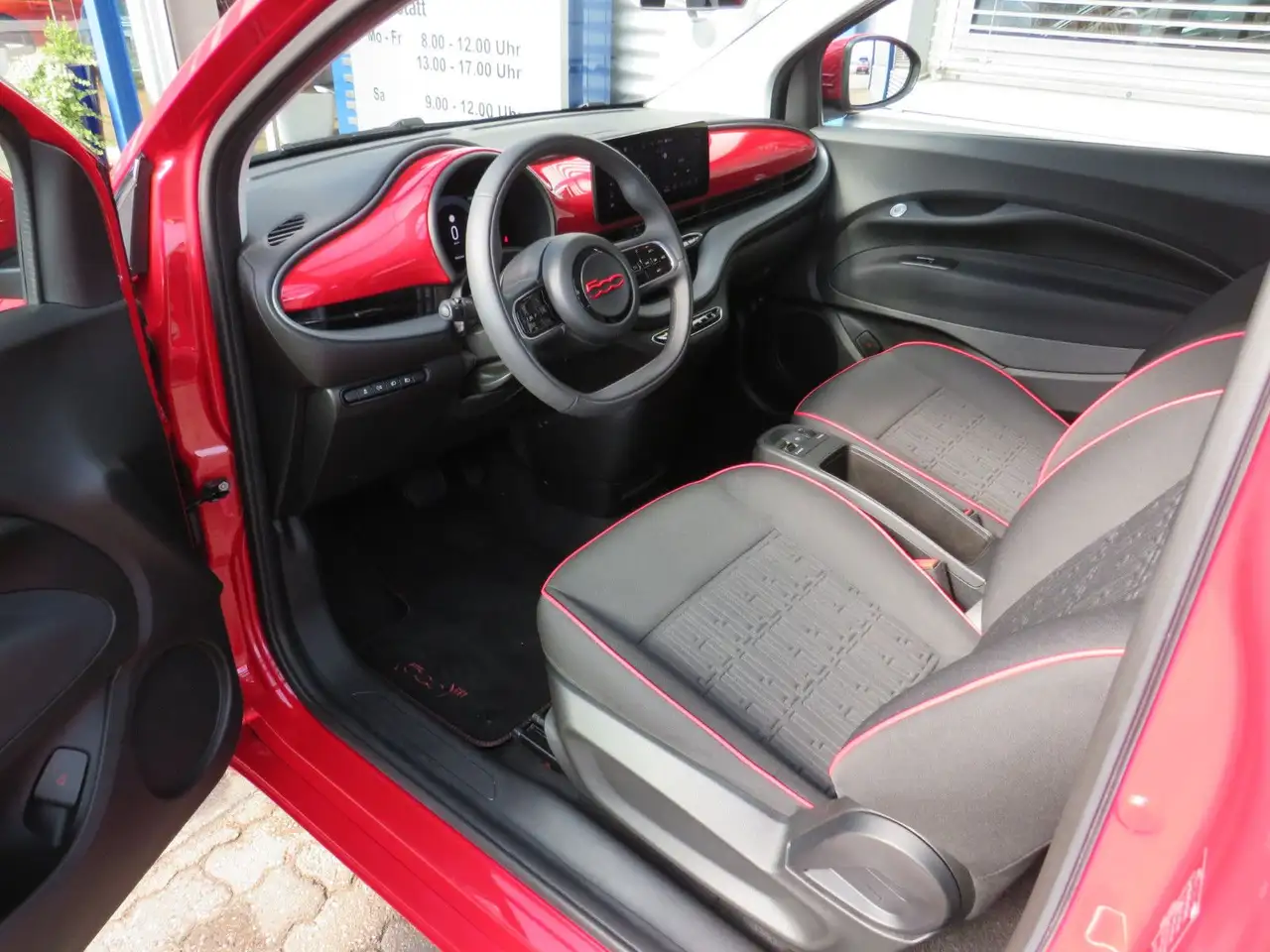Fiat 500 E Red 42kWh Navi DAB Fahrer-Assistenzsysteme, миниатюра 12