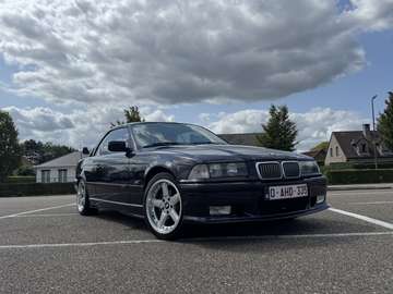 325ia Cabriolet*m-pak*oldtimer*airco*m3 Vader *