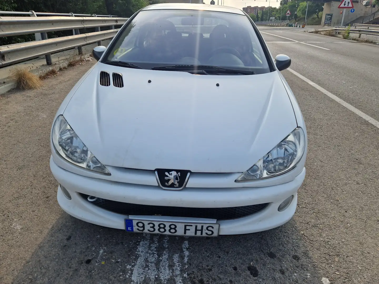 Peugeot 206 XAD 1.4HDI Blanco - 1