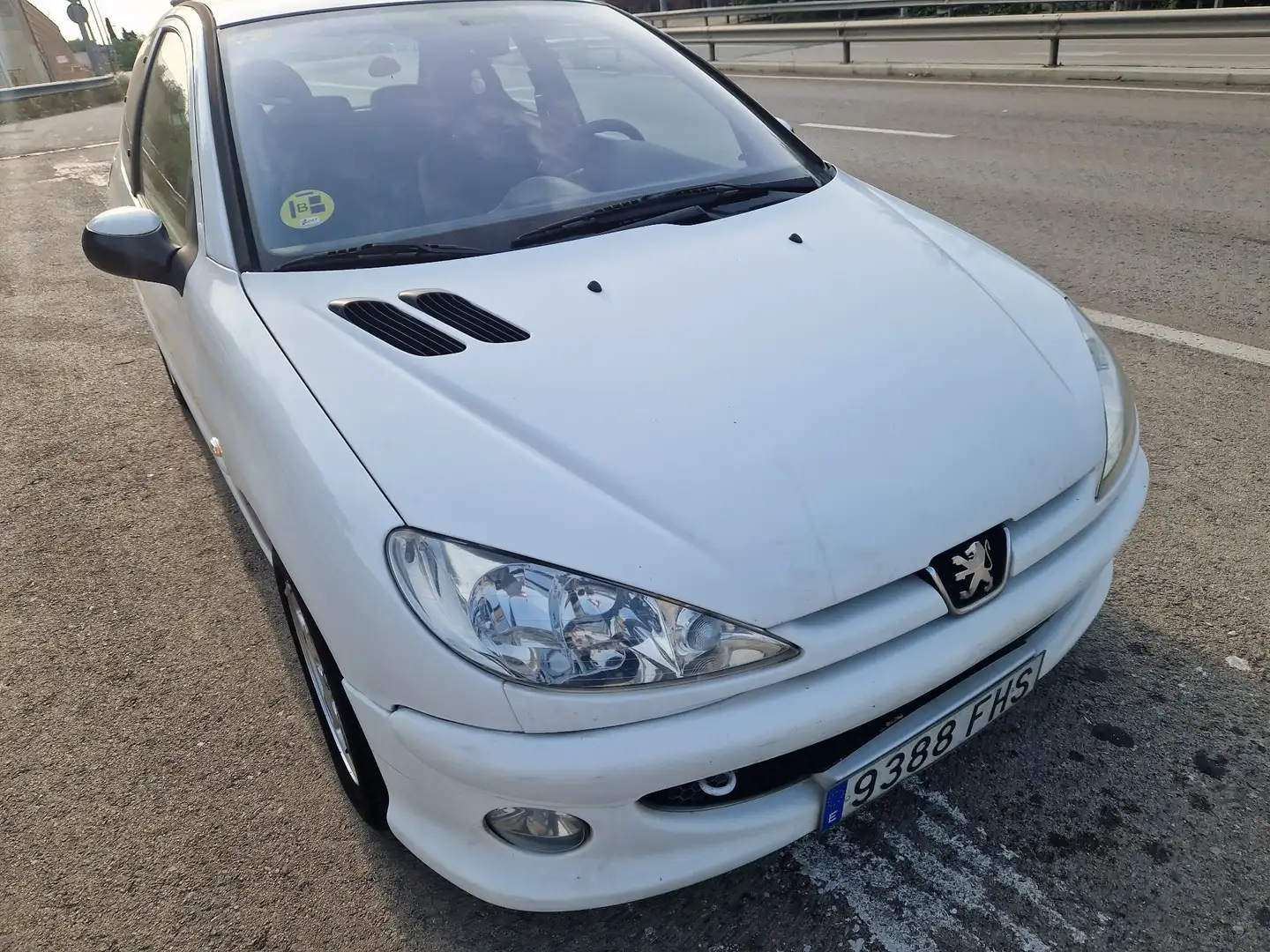 Peugeot 206 XAD 1.4HDI Blanco - 2