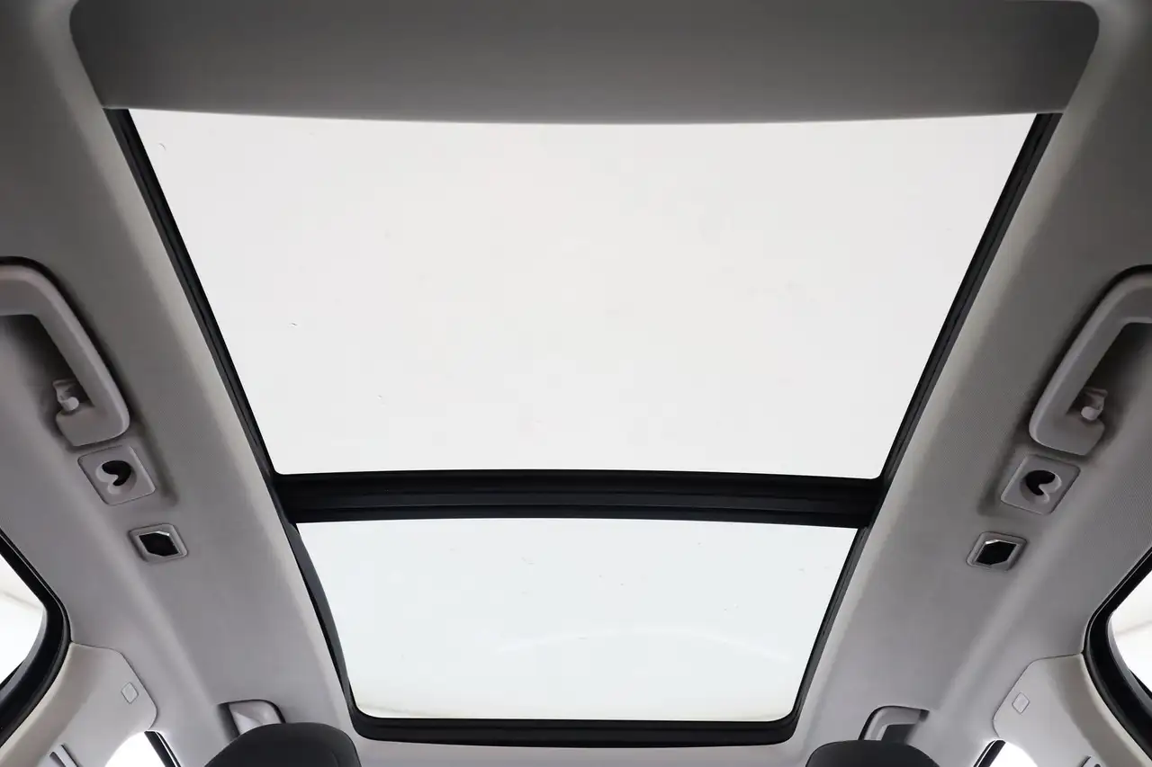 Lynk & Co 01 1.5T HEV Nav|ACC|Pano|LED|360Alarm|SHZ|20 ACC Pano 15