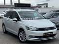 Volkswagen Touran DSG "1.HAND+7-SITZER+NAVI+LED+R.KAM+TOT" Білий - thumbnail 1
