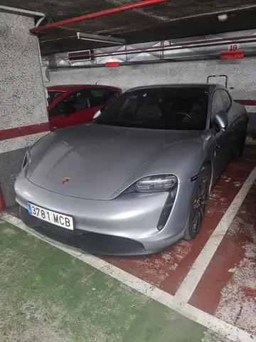 Porsche Taycan 4S Sport Turismo