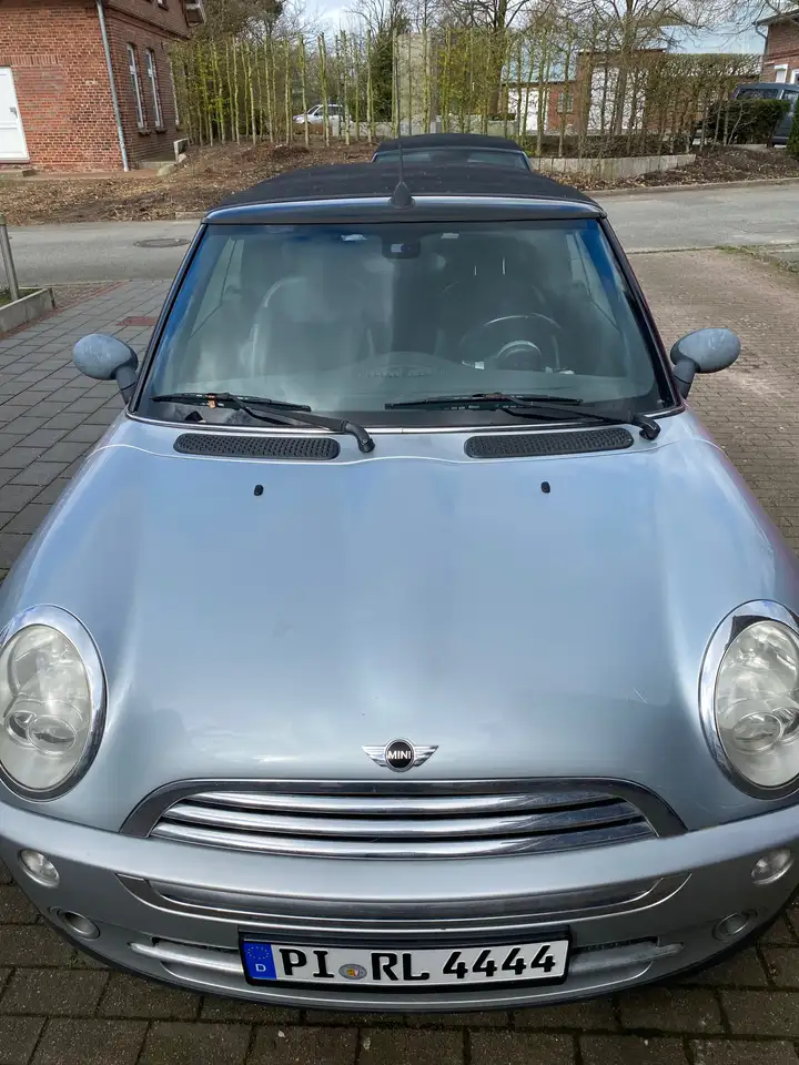 MINI Cooper Cabrio