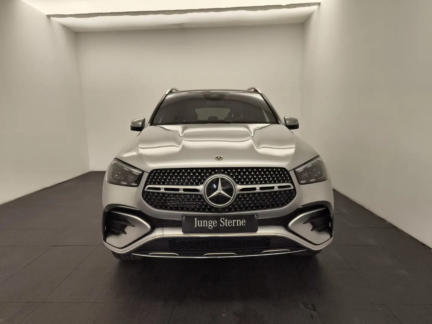 Mercedes-Benz GLE 450 GLE 450 4M AMG Premium E-Active Akustik 3,5t Sitzklima Silber - 2