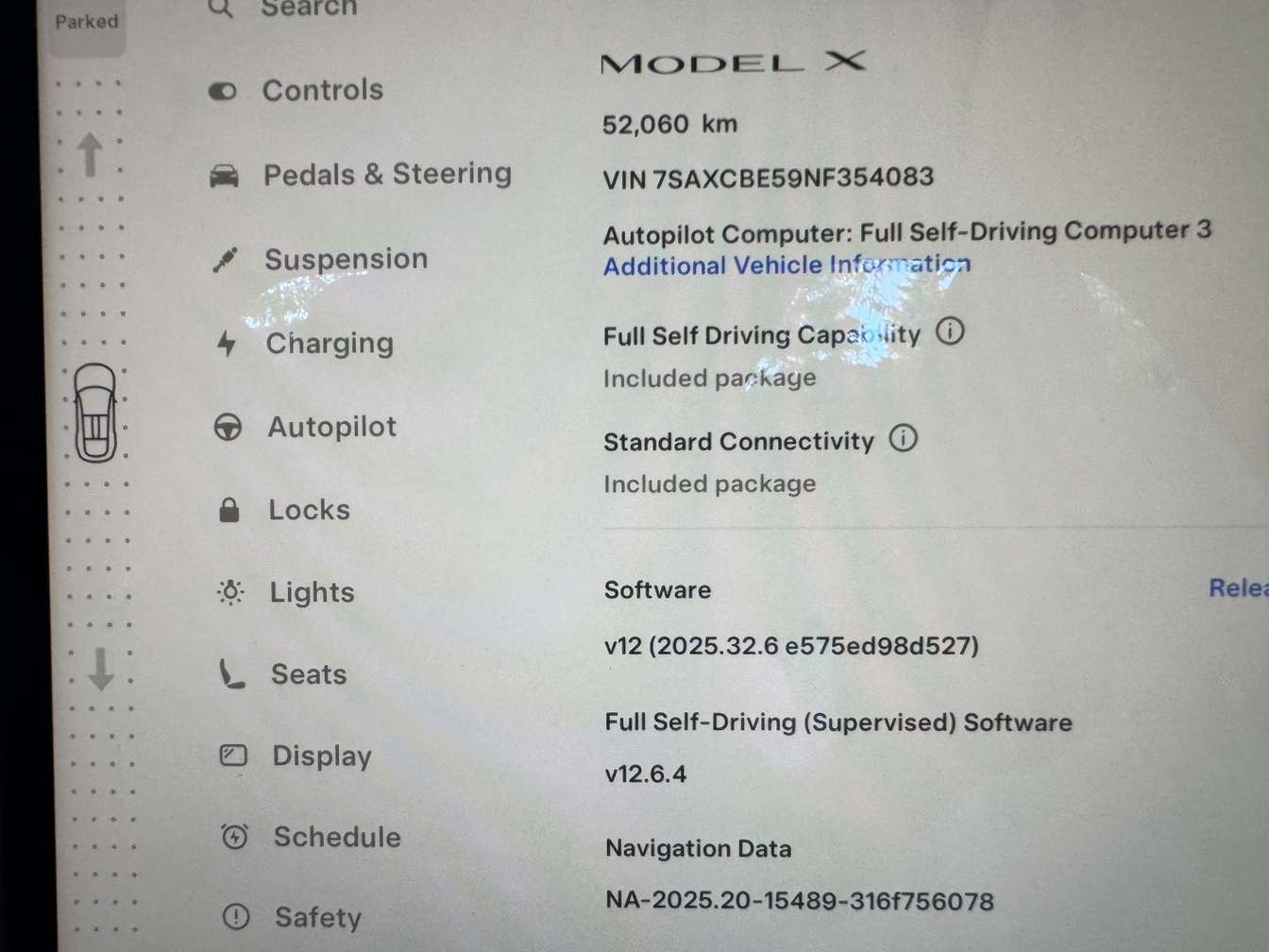 2022 Tesla Model X AWD thumb 10