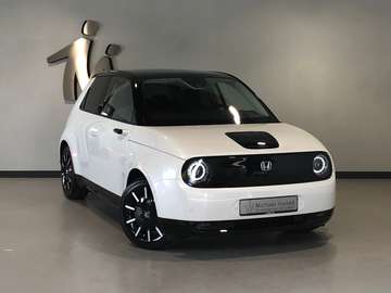 HONDA E Advance 17´´ 1. Hand Scheckheft TOP