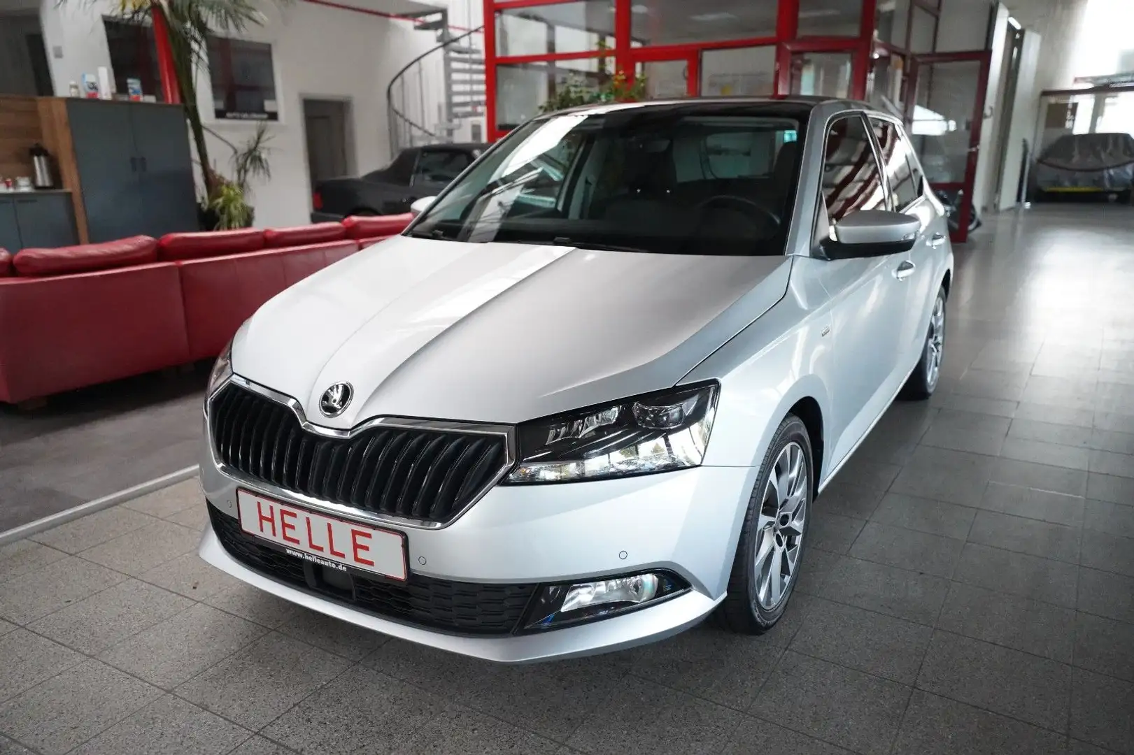 Skoda Fabia 1.0 TSI Best of Clever*LED+PANO+ACC Zilver - 1