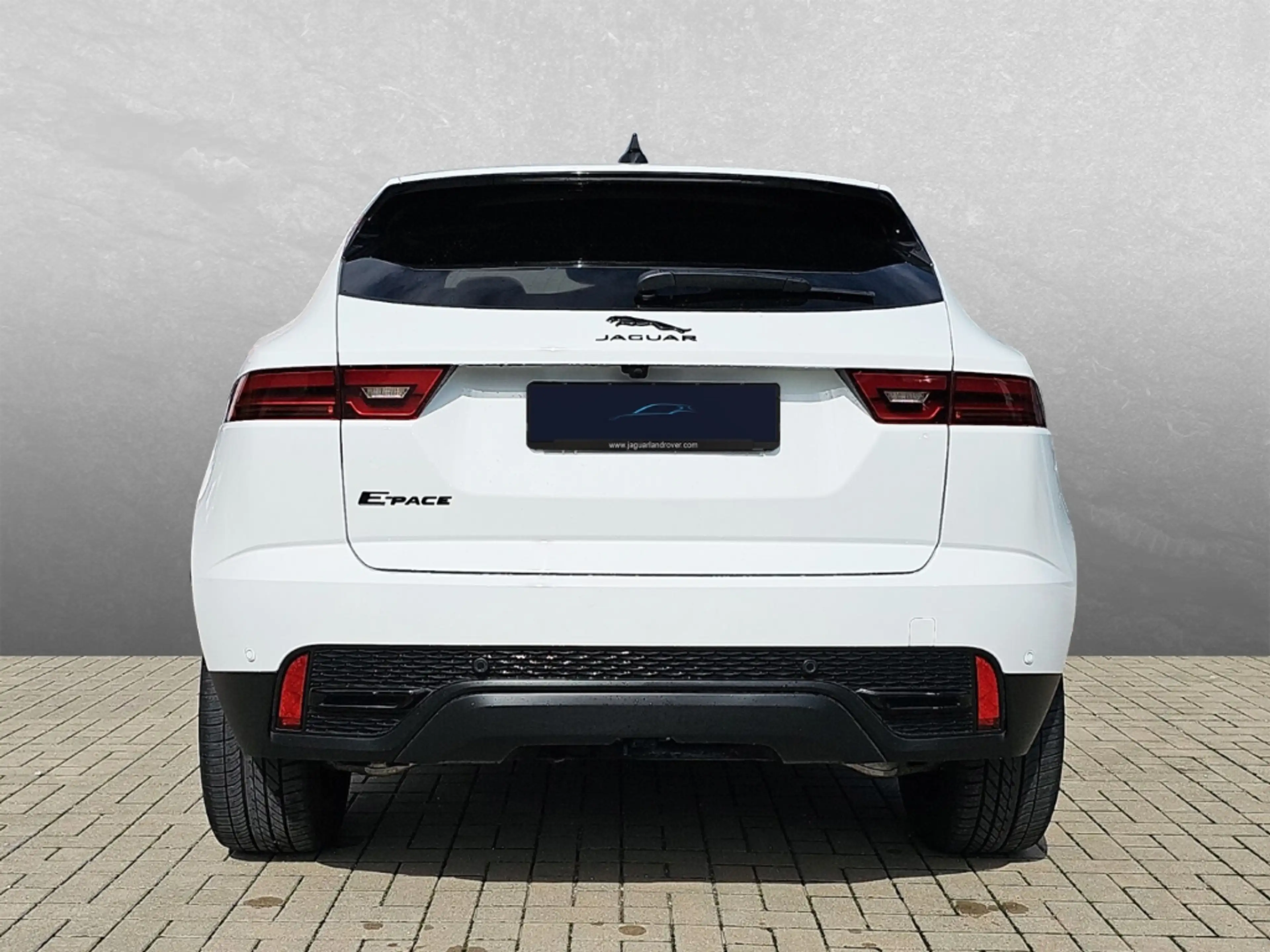 Jaguar E-Pace D165 AWD SE — photo 8