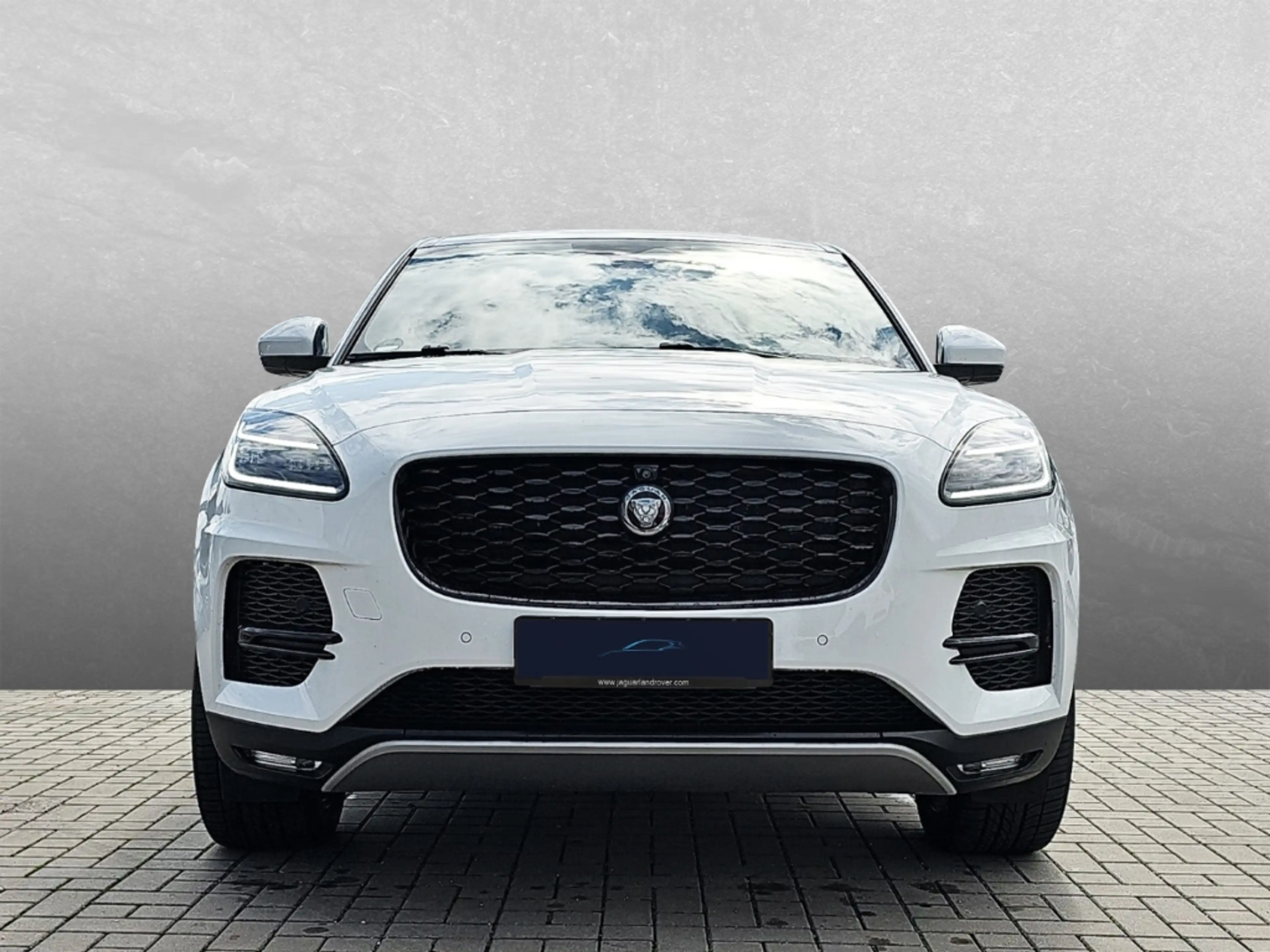 Jaguar E-Pace D165 AWD SE — photo 9