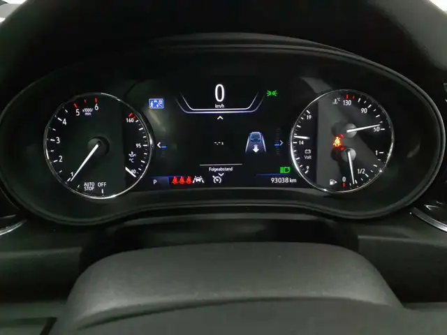 Opel Insignia view 11