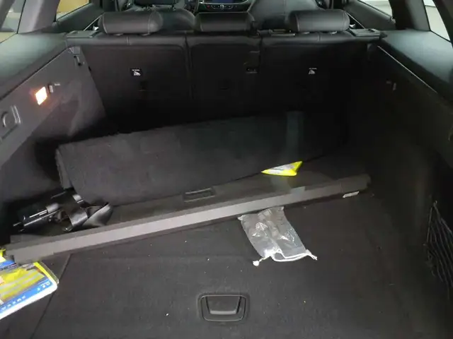 Opel Insignia view 15