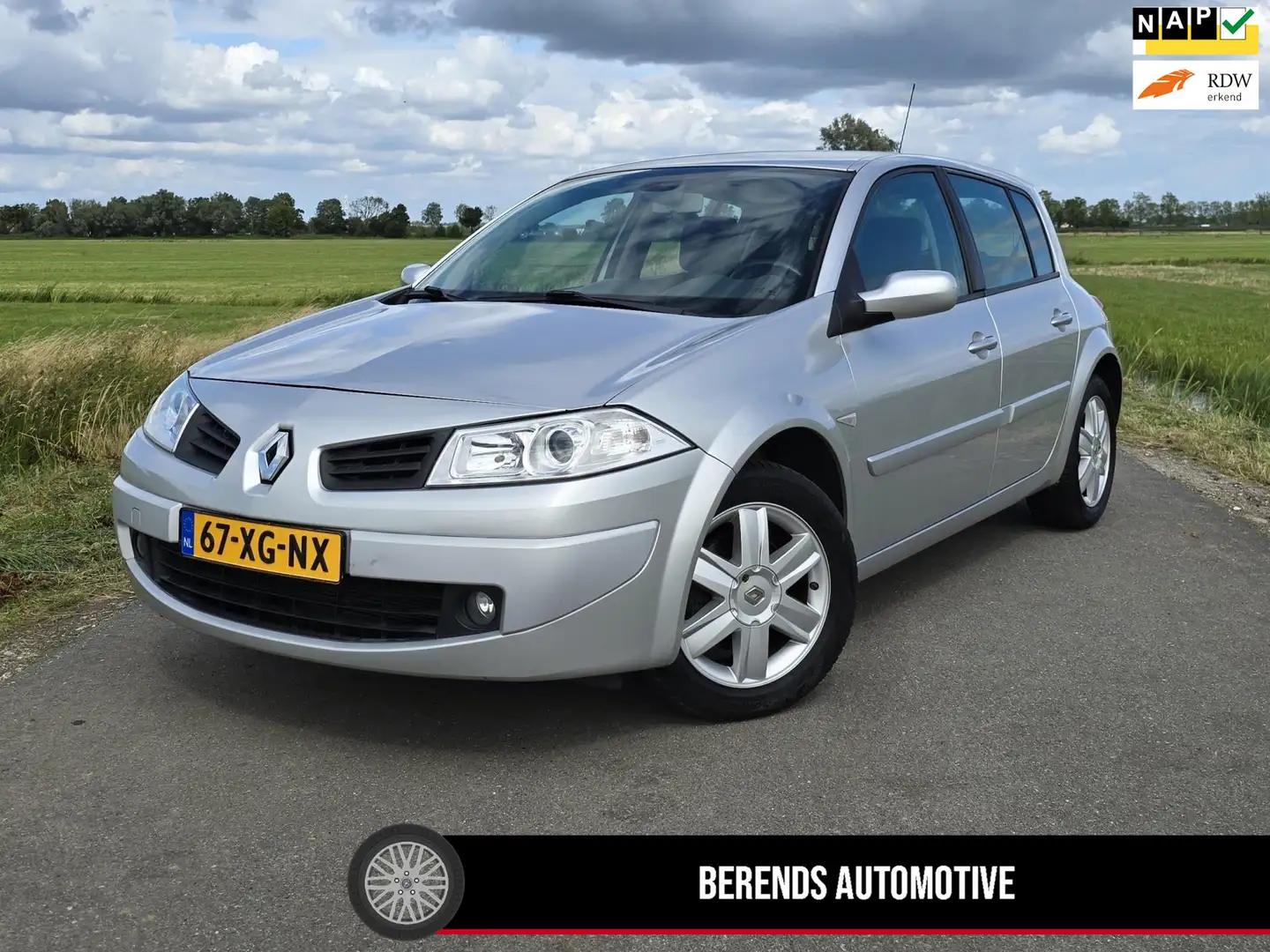 Renault Megane 1.6-16V Business Line Grijs - 1