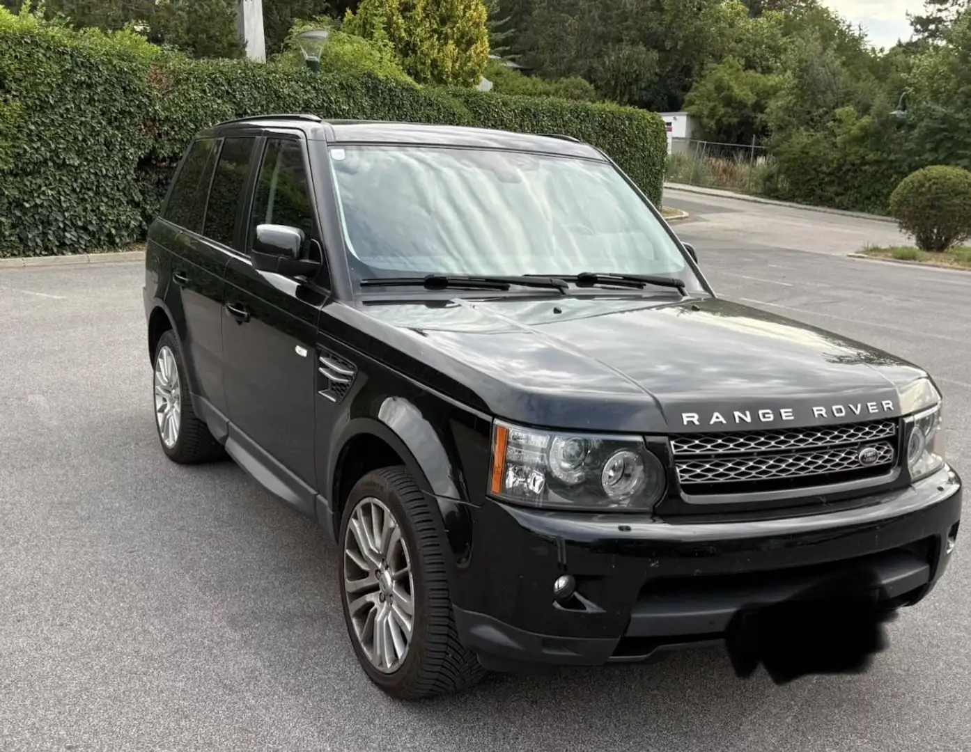 Land Rover Range Rover Sport Range Rover Sport 3,0 TdV6 HSE DPF HSE Schwarz - 2