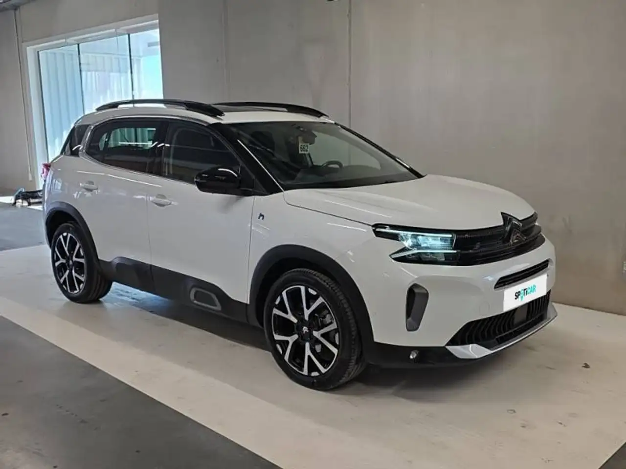 Citroen C5 Aircross 1 1.6 Plug-in Hybrid 225 e-EAT8 Shine 3