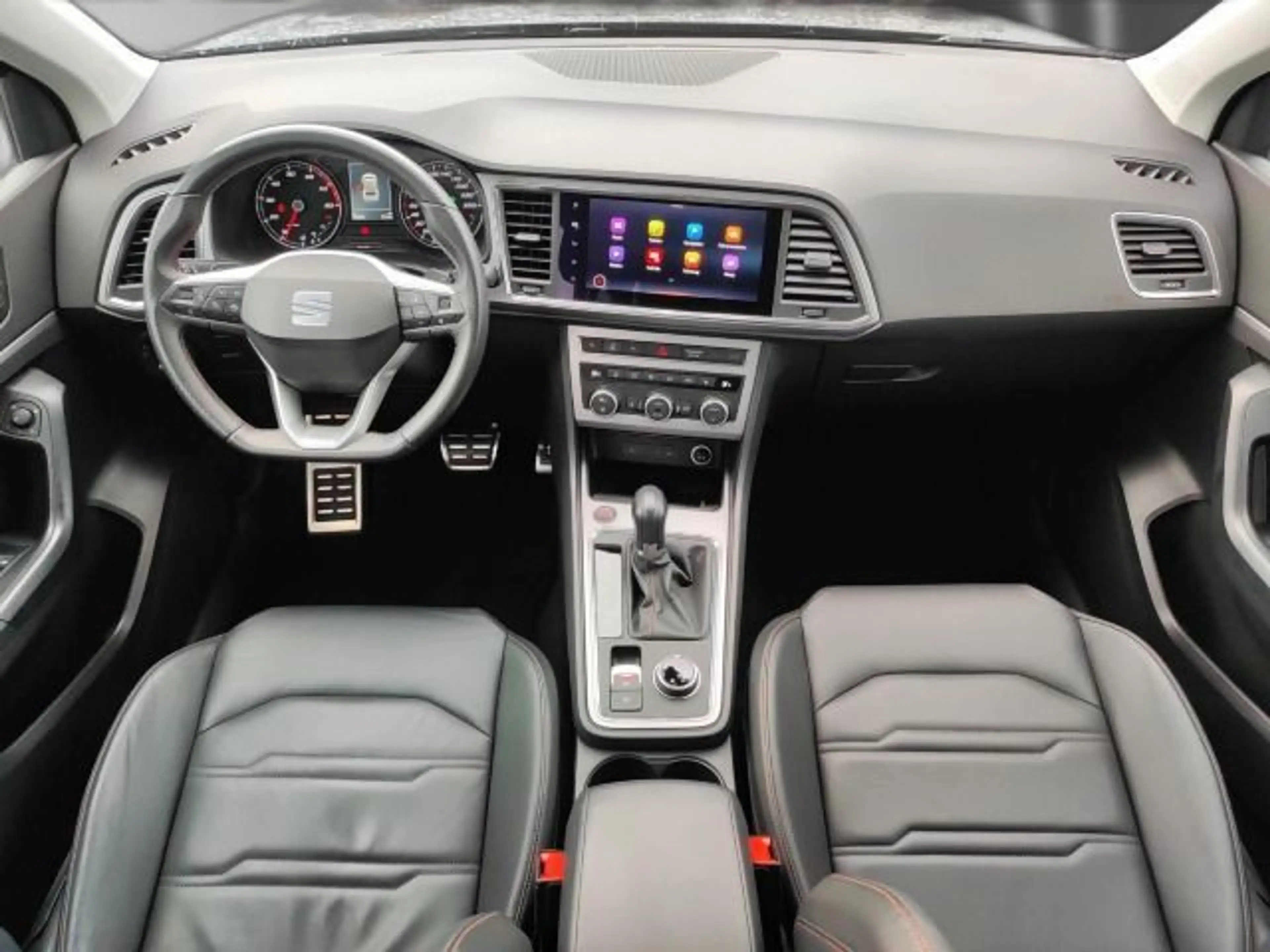 SEAT Ateca 2.0 TSI 4D FR DSG *StdHz*ACC*NAV*LED*SHZ* — photo 9