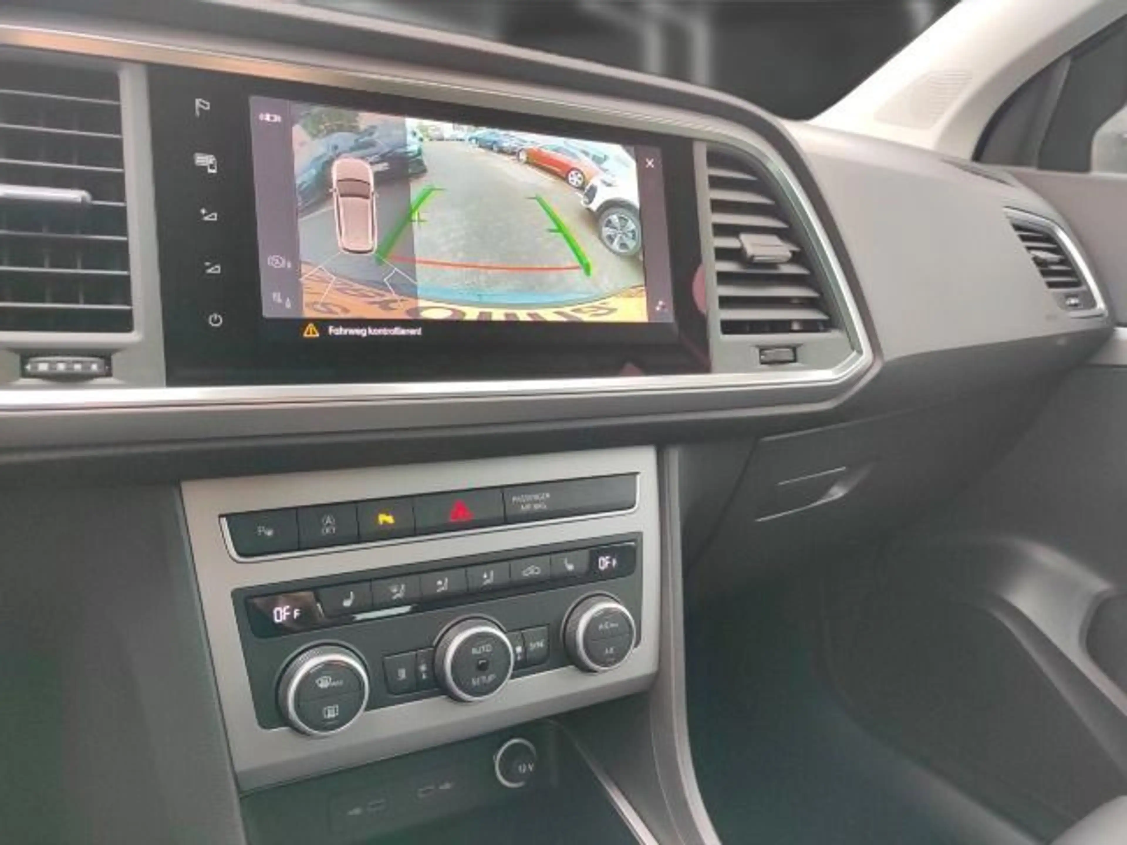 SEAT Ateca 2.0 TSI 4D FR DSG *StdHz*ACC*NAV*LED*SHZ* — photo 14