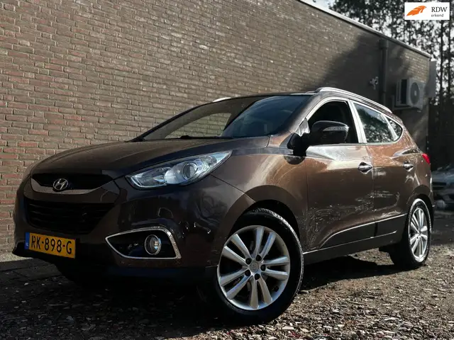 Hyundai iX35 2.0i 4WD | Pano | Navi | Stoelverwarming | Leder