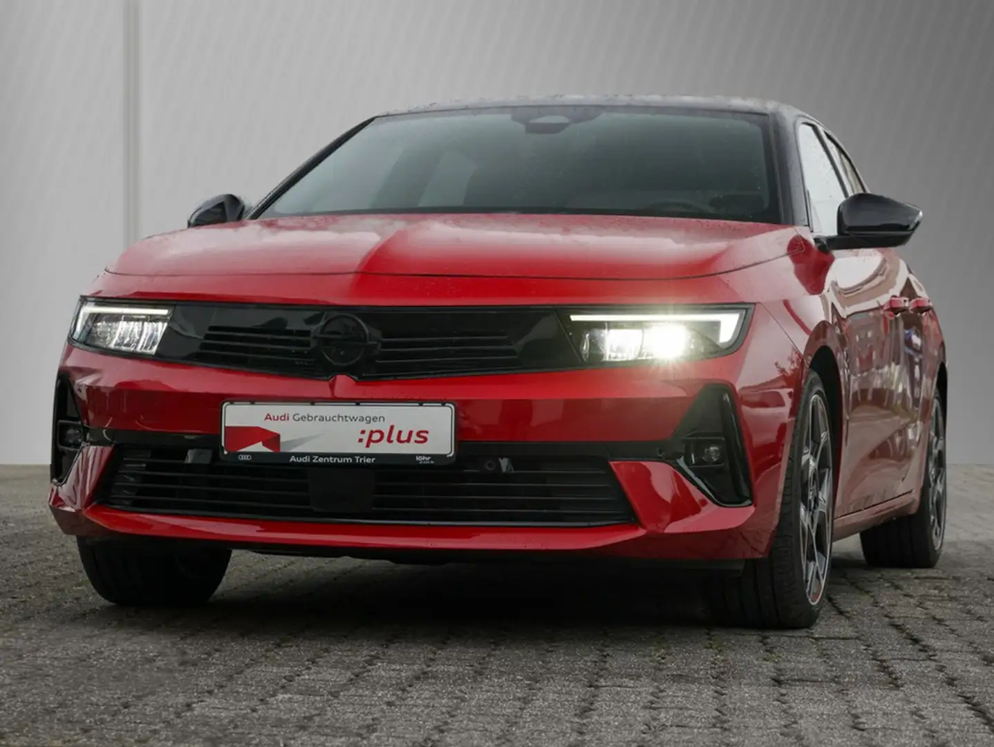 Opel Astra 1.6 turbo GS Line Plug-in-Hybrid Rouge - 2