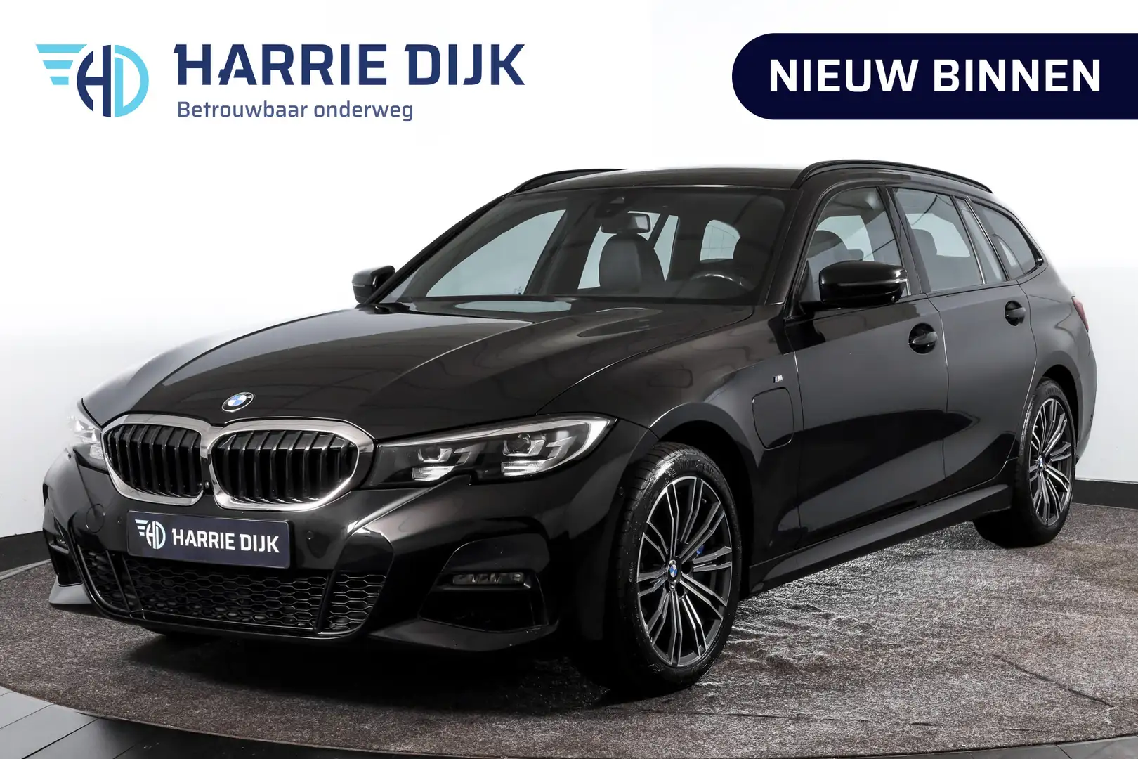 BMW 330 3-serie Touring 330e 292 PK xDrive High Executive Zwart - 1