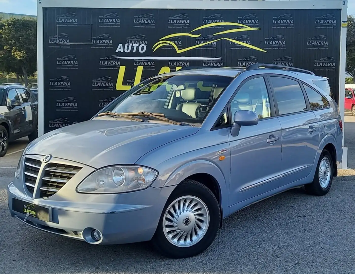 SsangYong Rodius 270Xdi Limited AWD Auto Grau - 1