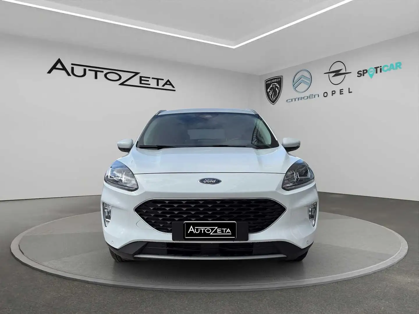 Ford Kuga 3ª serie 1.5 EcoBoost 120 CV 2WD Connect Bianco - 2