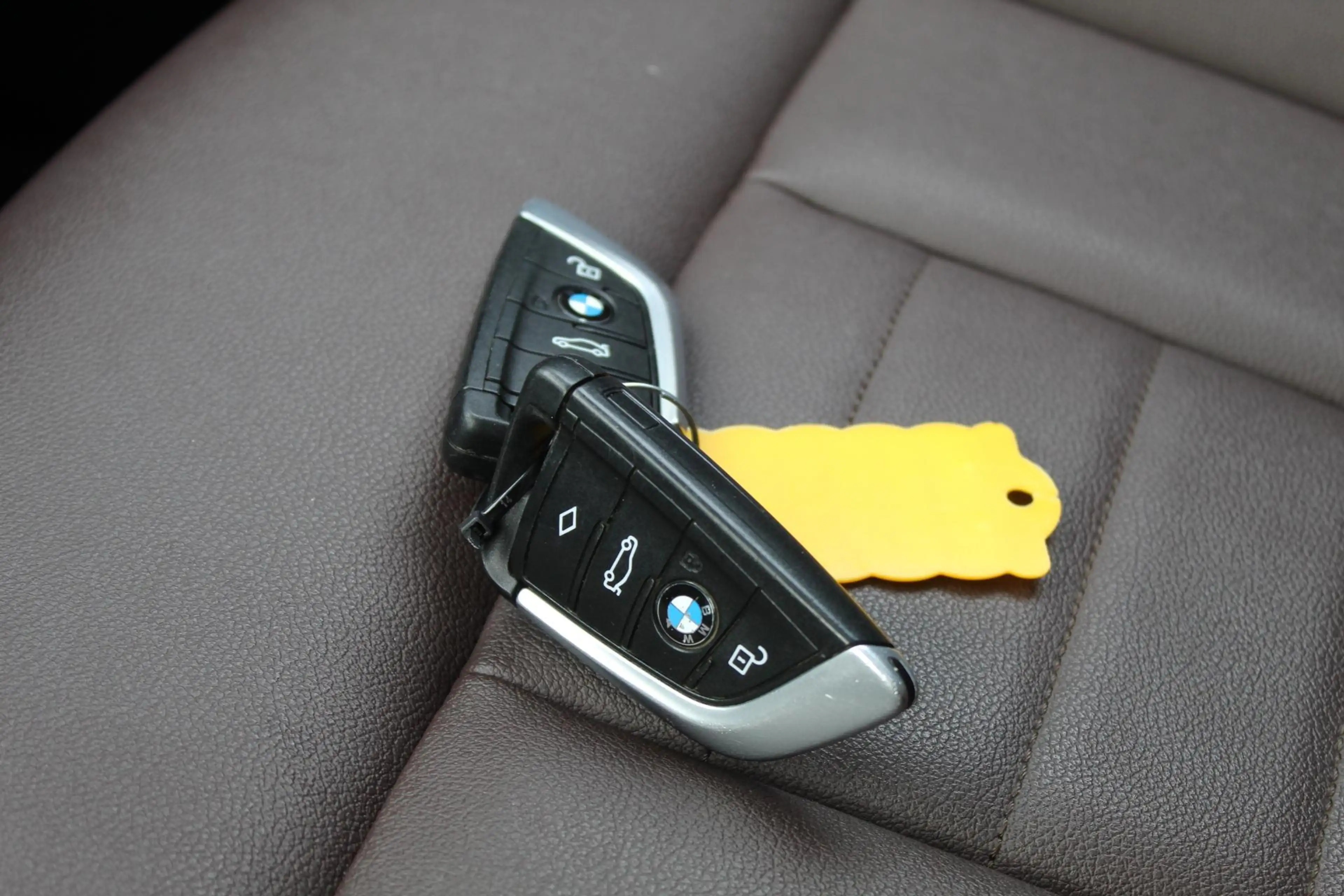 BMW iX3 Executive 80 kWh Pano/Harman Kardon/Memory/Trekhaa — photo 39