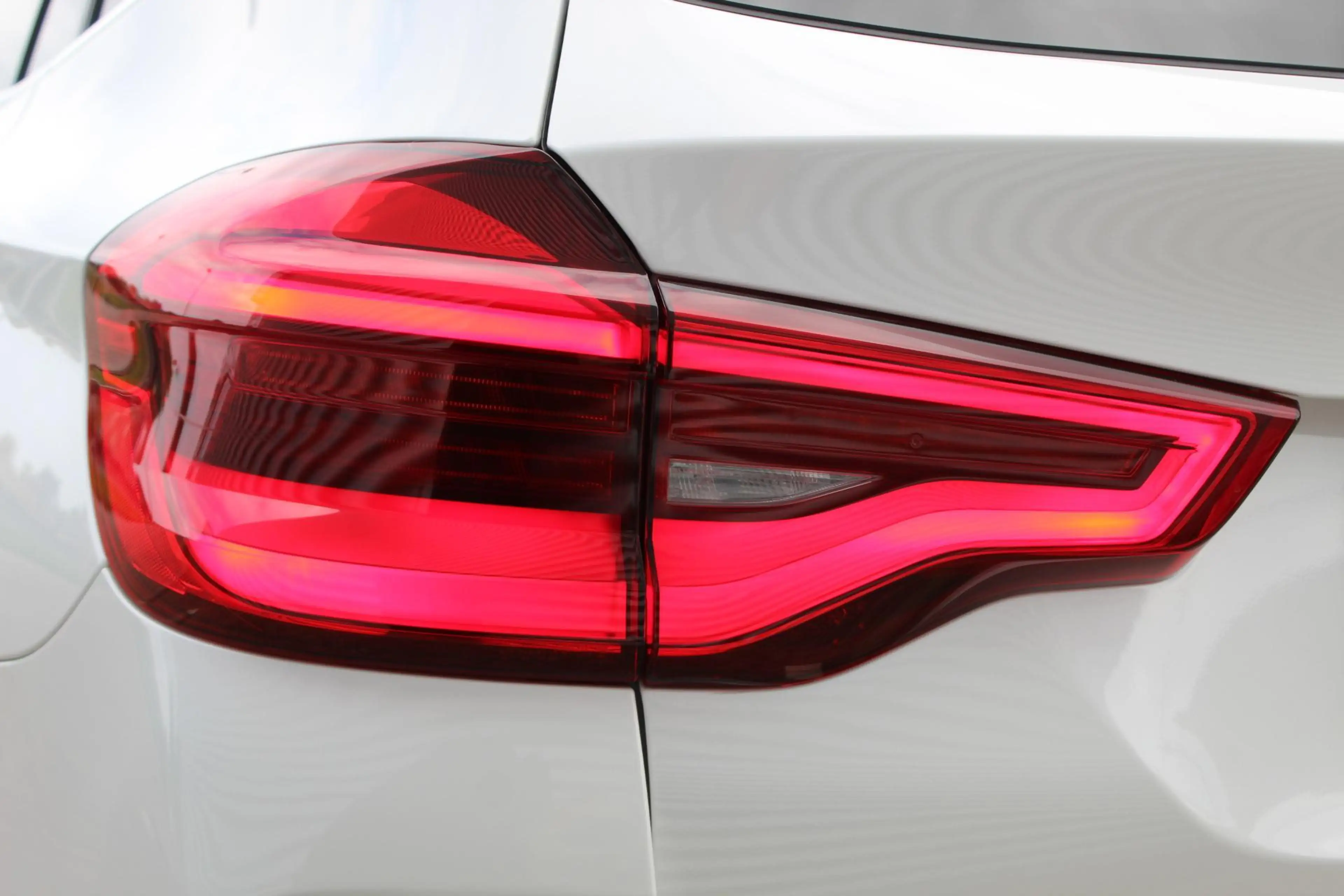 BMW iX3 Executive 80 kWh Pano/Harman Kardon/Memory/Trekhaa — photo 26