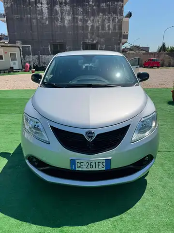 Lancia Ypsilon Ypsilon III 2015 1.0 firefly hybrid Gold s
