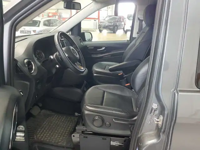 Mercedes-Benz Marco Polo view 7