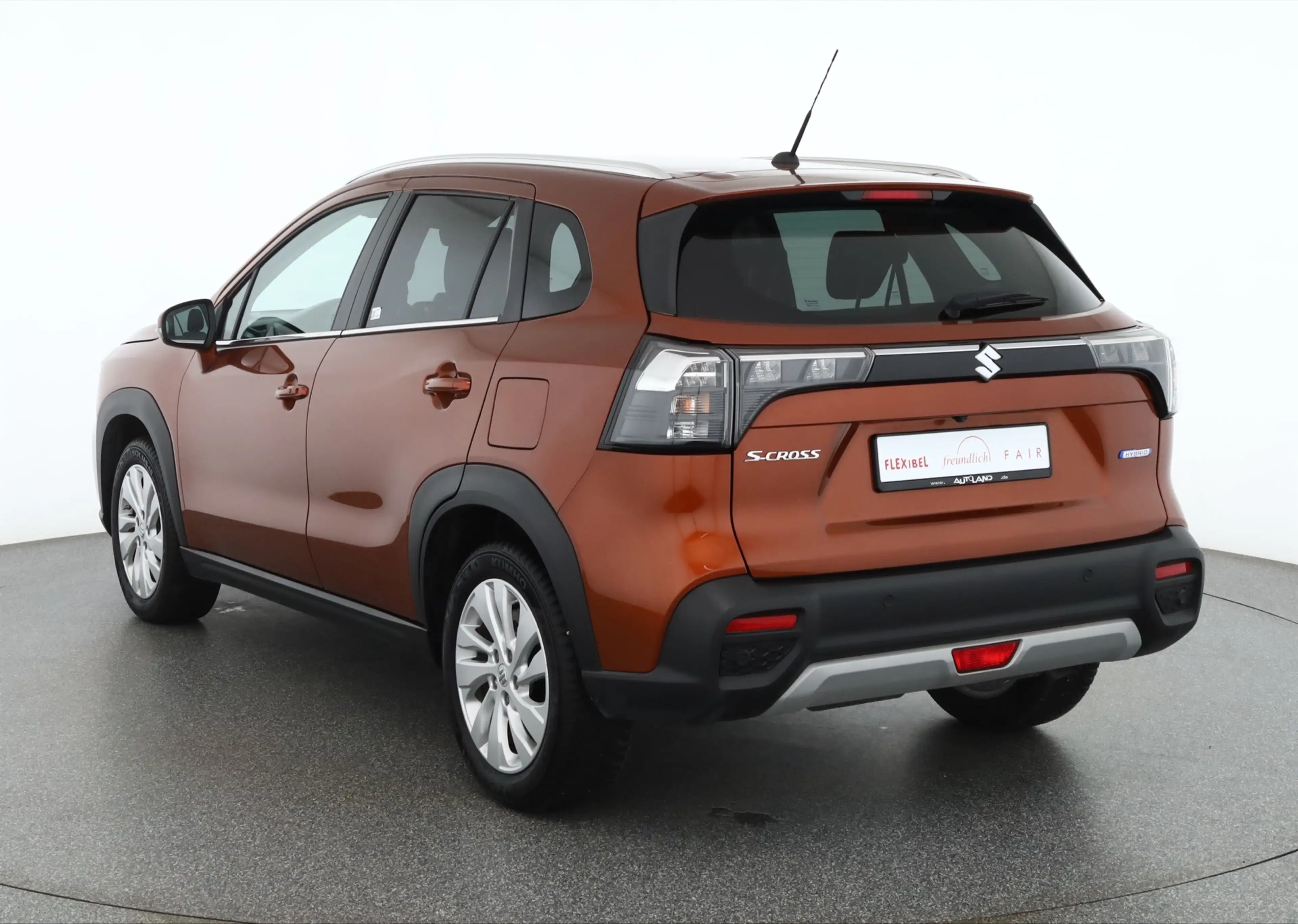 Suzuki SX4 S-Cross S-Cross 1.4 4WD LED ACC Navi Kamera Sitzheizung — photo 3