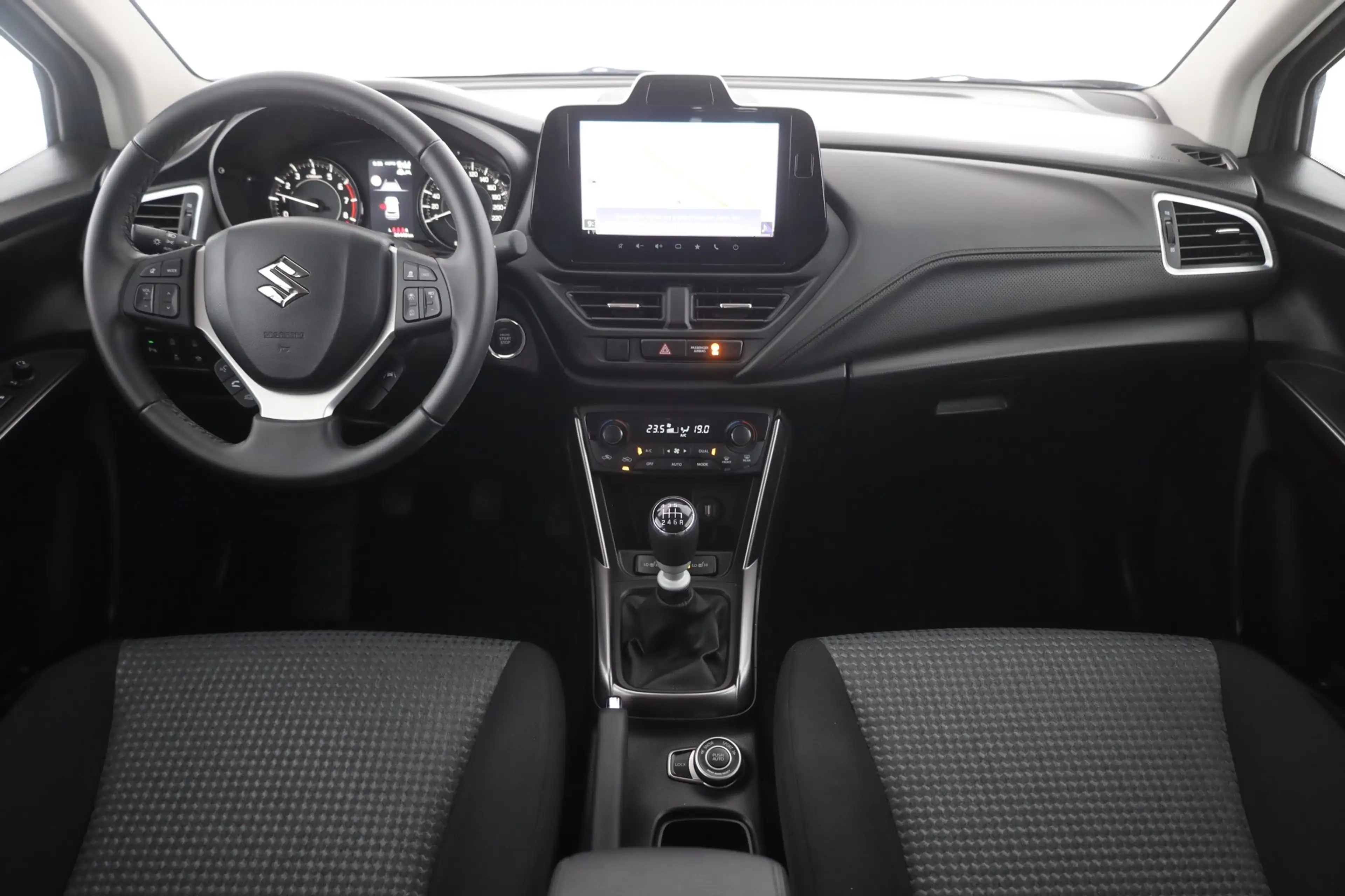 Suzuki SX4 S-Cross S-Cross 1.4 4WD LED ACC Navi Kamera Sitzheizung — photo 9