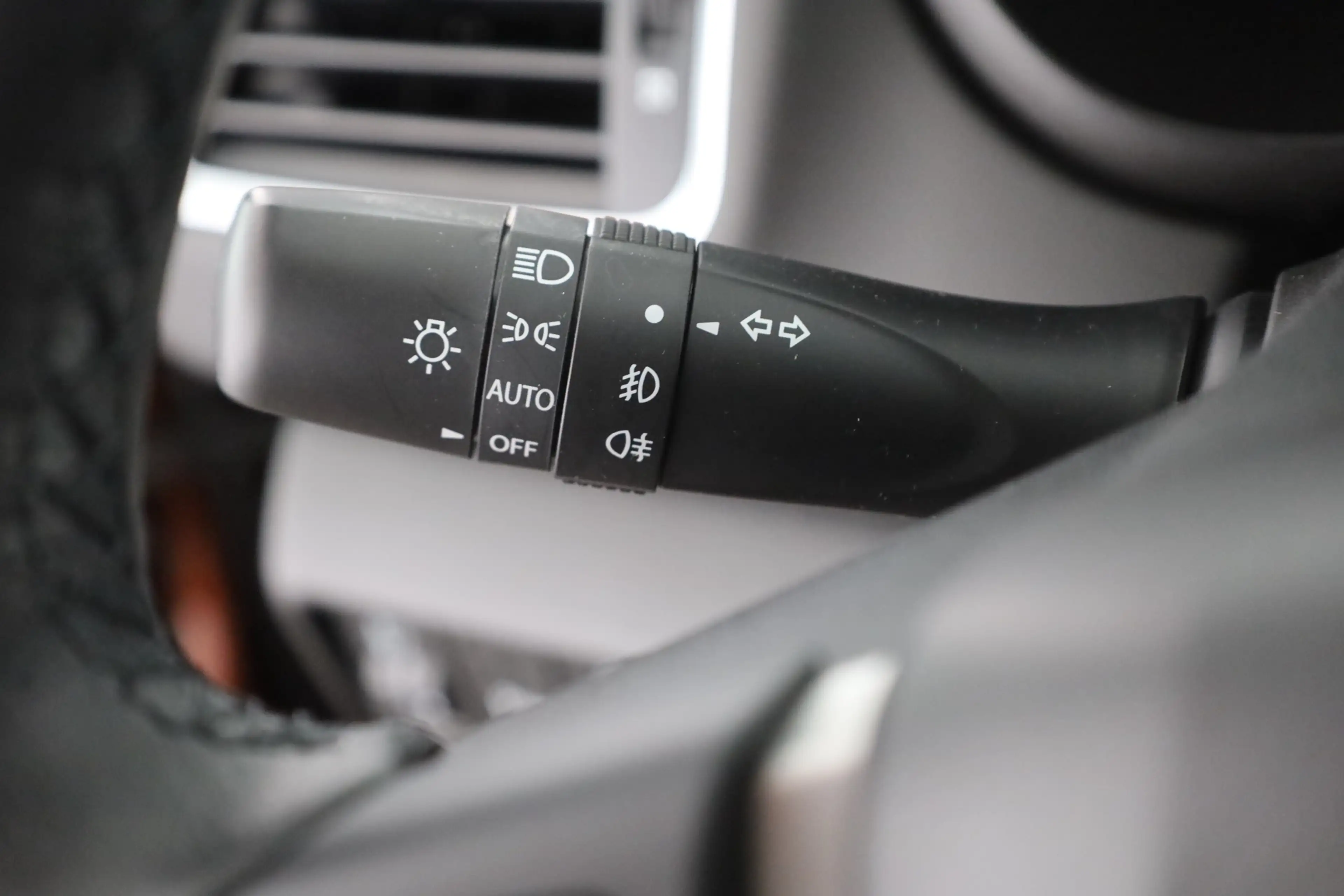 Suzuki SX4 S-Cross S-Cross 1.4 4WD LED ACC Navi Kamera Sitzheizung — photo 19