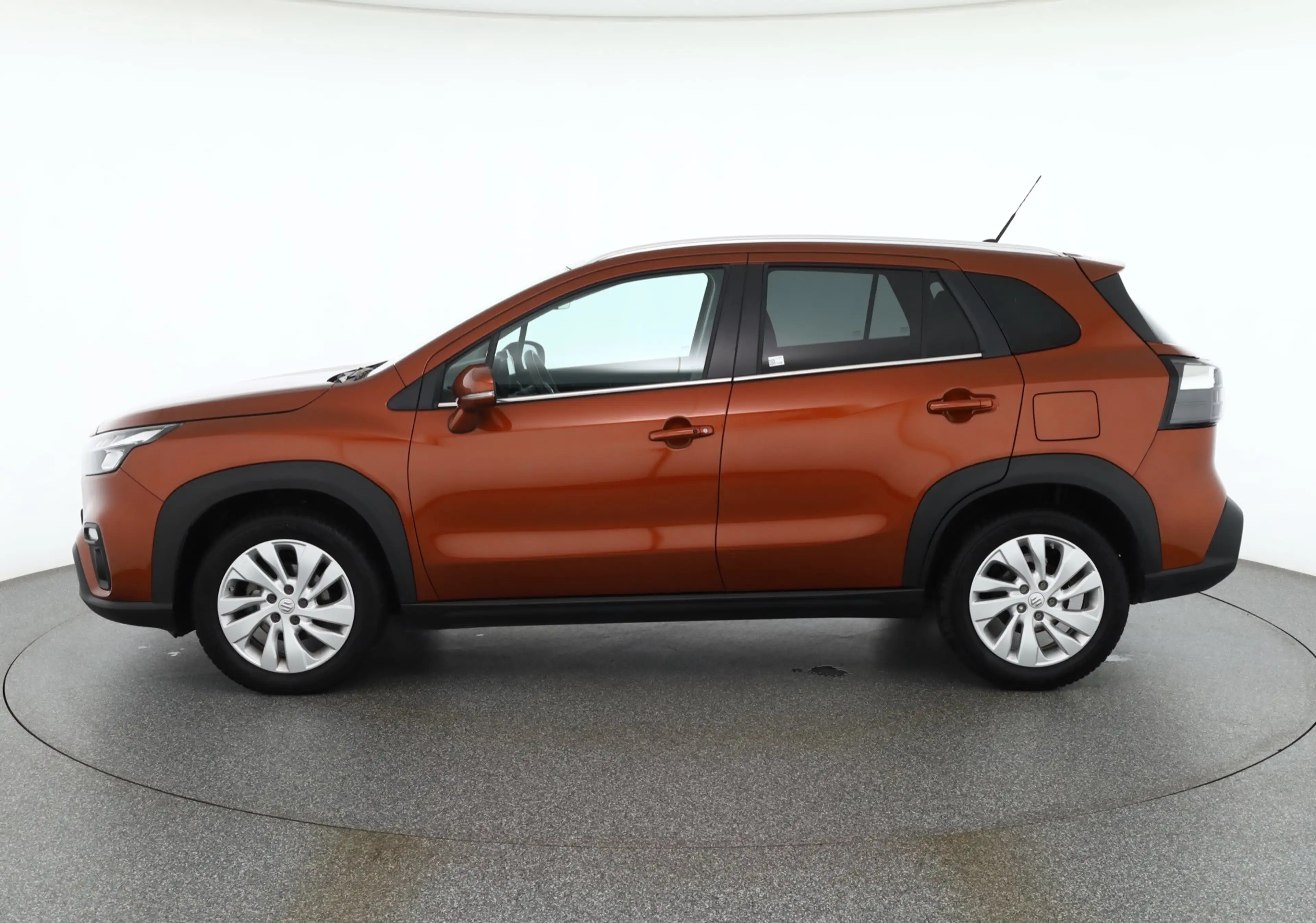 Suzuki SX4 S-Cross S-Cross 1.4 4WD LED ACC Navi Kamera Sitzheizung — photo 2