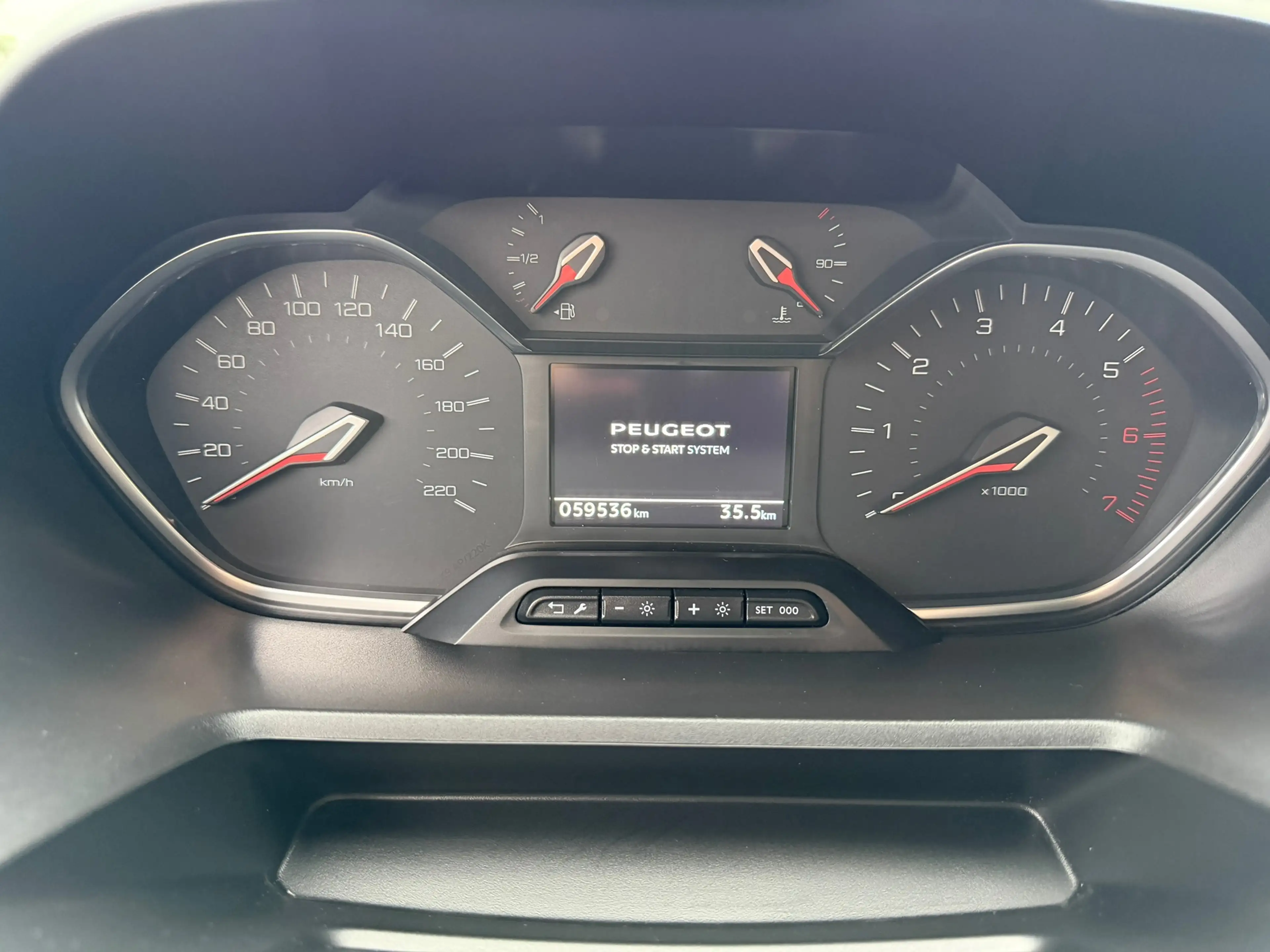 Peugeot Rifter 1.2 Puretech Allure — photo 6