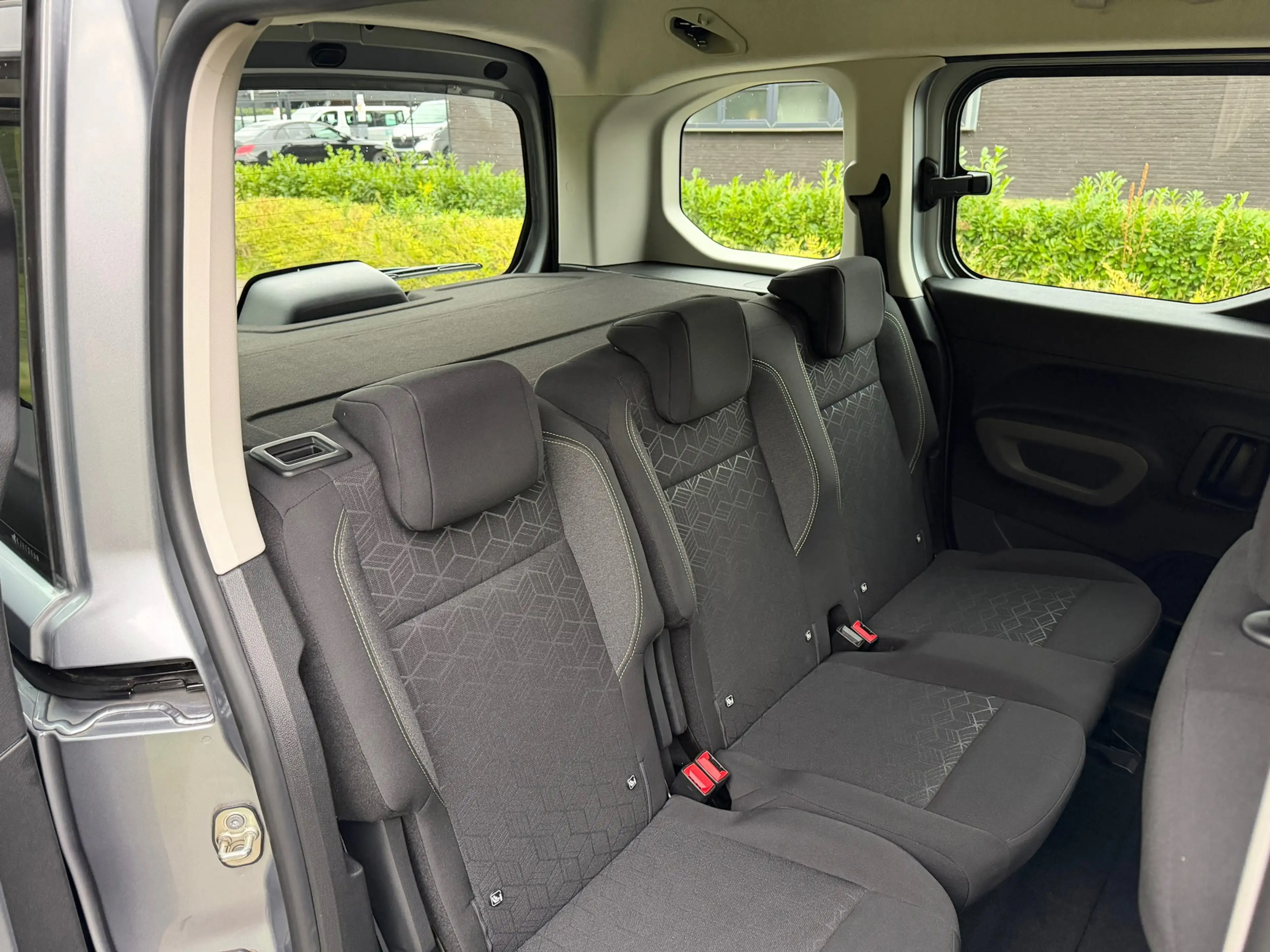 Peugeot Rifter 1.2 Puretech Allure — photo 10