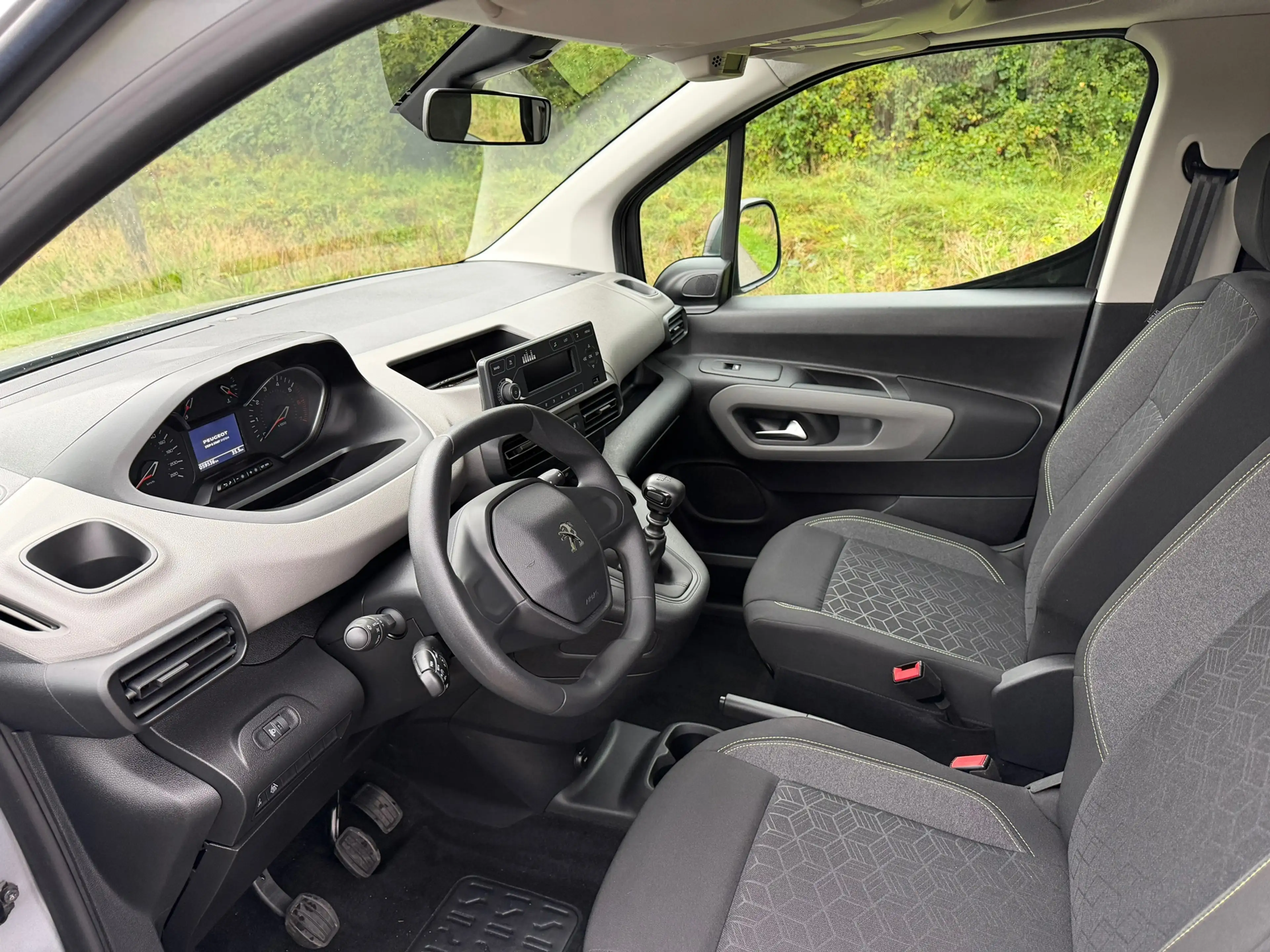 Peugeot Rifter 1.2 Puretech Allure — photo 8