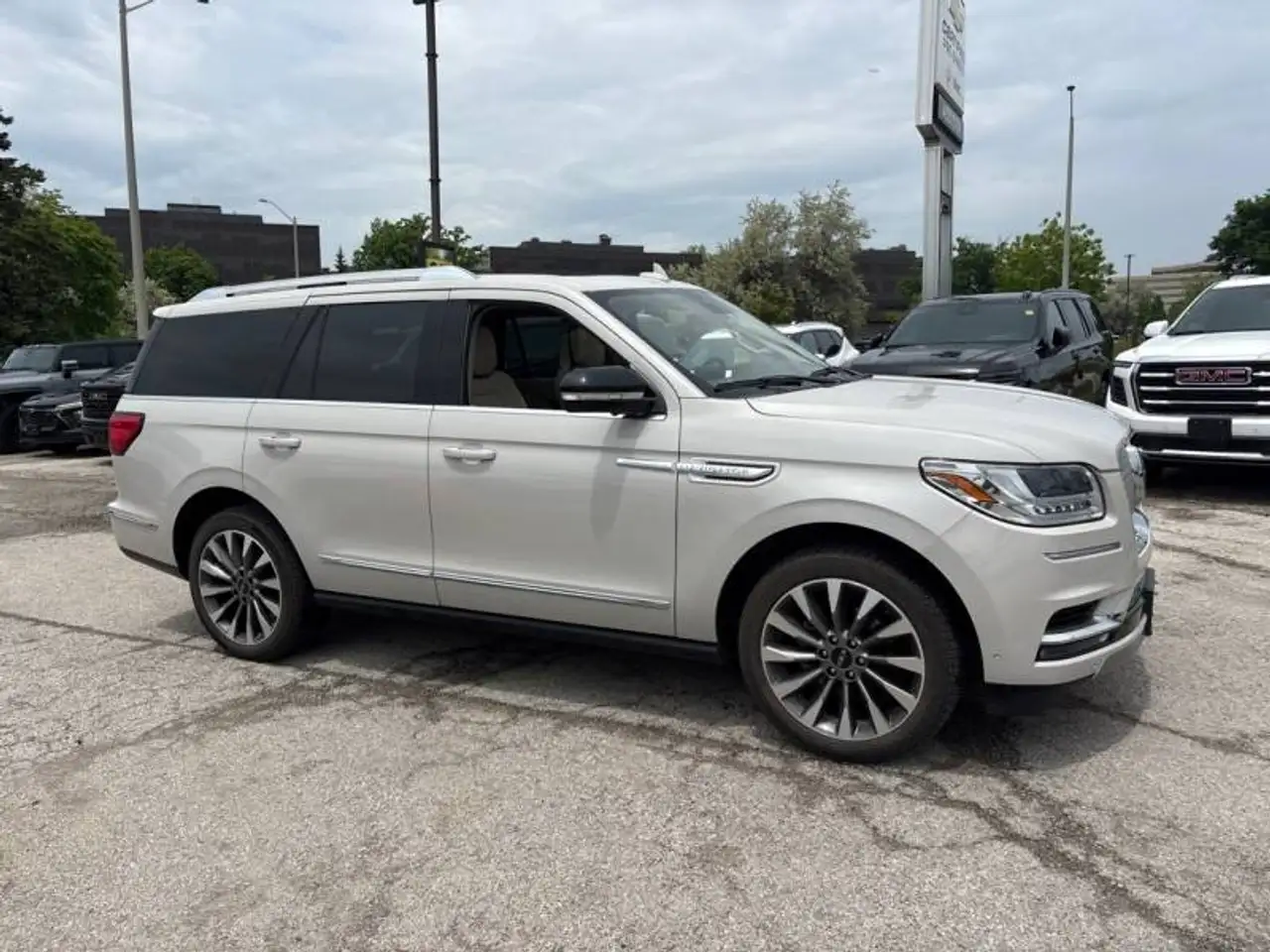 Lincoln Navigator снимка Lincoln Navigator