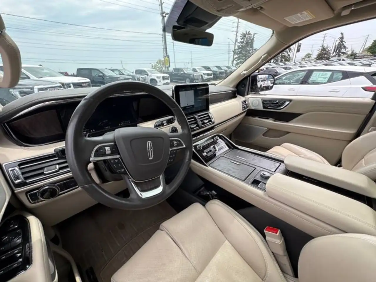 Lincoln Navigator снимка Lincoln Navigator