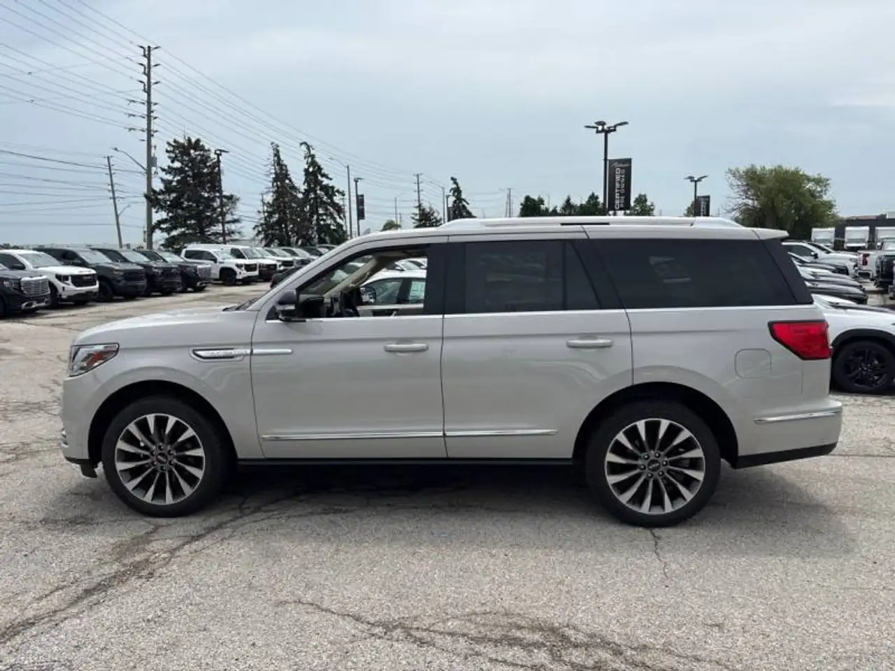 Lincoln Navigator снимка Lincoln Navigator