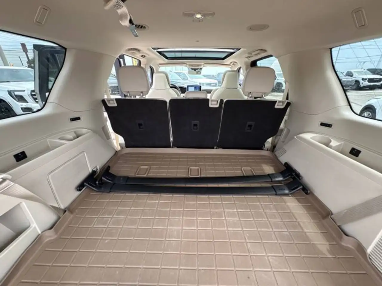 Lincoln Navigator снимка Lincoln Navigator