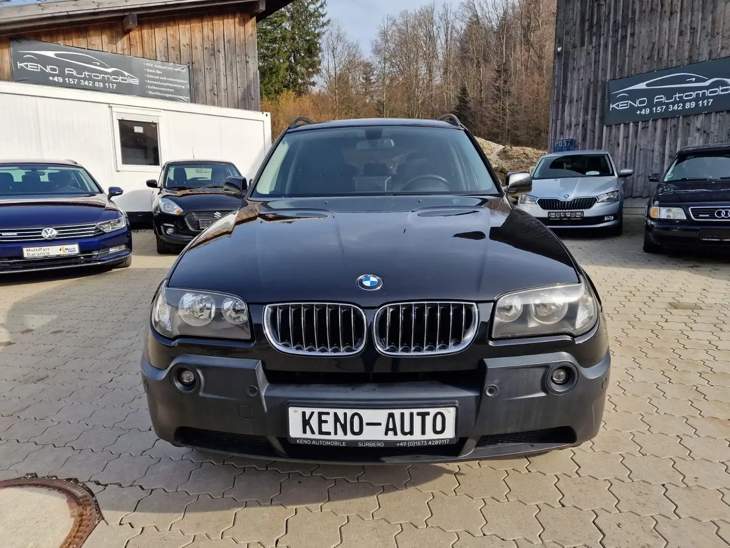 BMW X3 Baureihe X3 2.5i Černá - 2